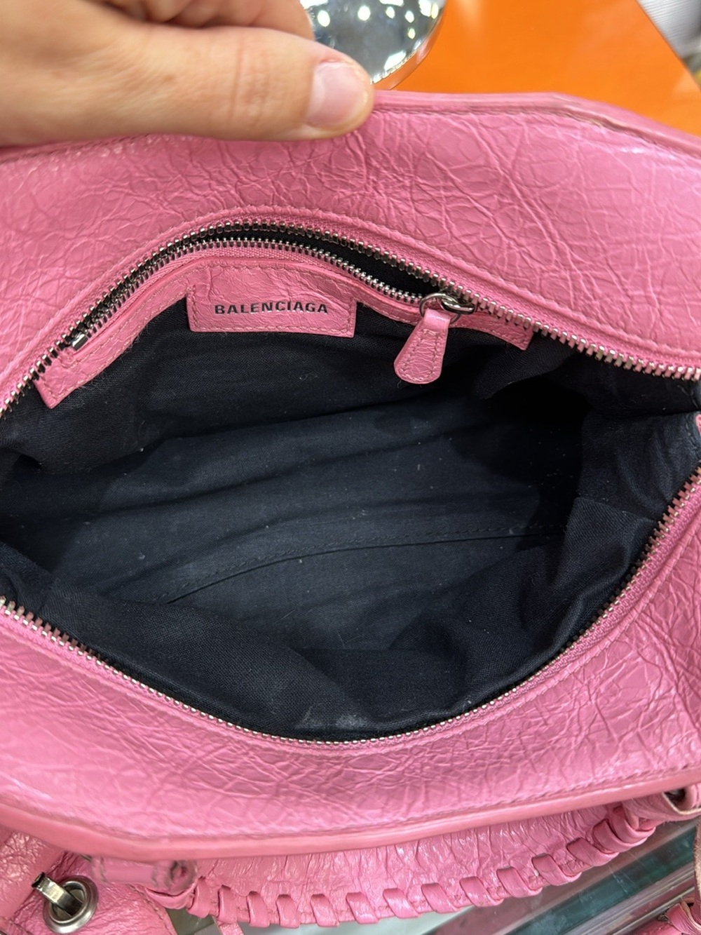 Balenciaga Neo Cagole Handbag - Picture 7 of 10
